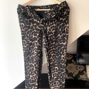 Gap slim city crop pants in cheetah print